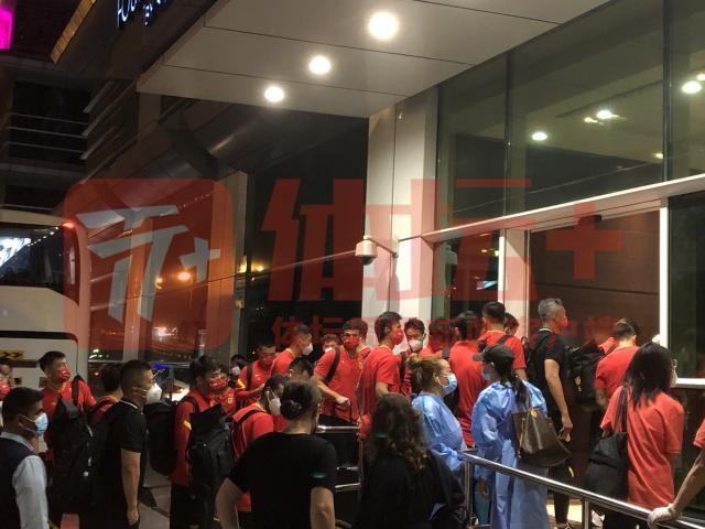 西行手记②：足协不到70小时落实事宜 国足安心备战